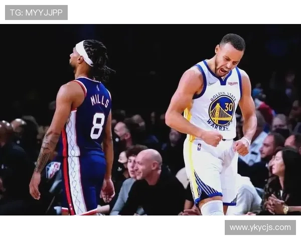 勇士队与活塞队在2015至2016赛季的精彩对决回顾与分析